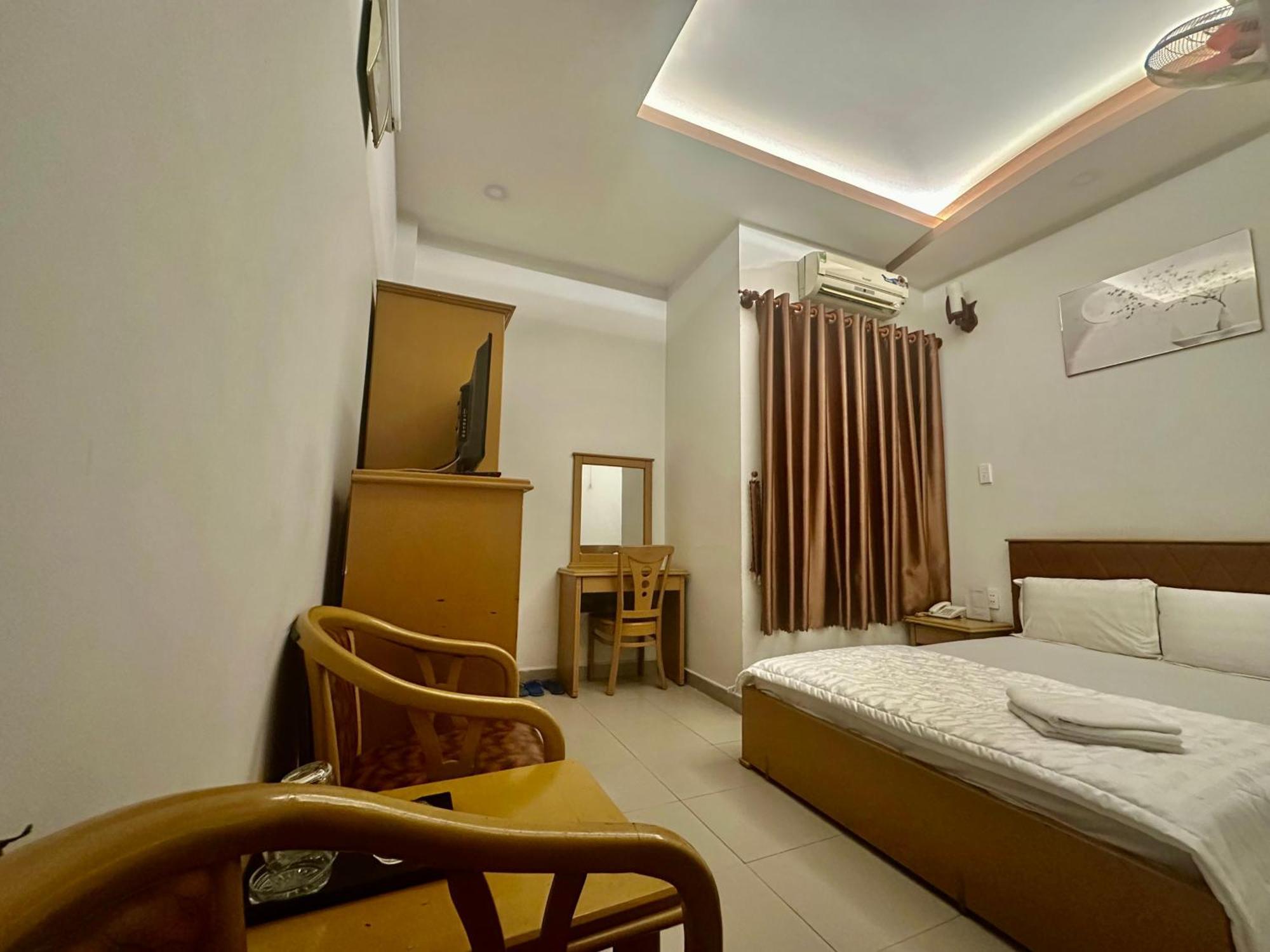 Ngoc Hoa Mai Hotel Ho Chi Minh-stad Buitenkant foto