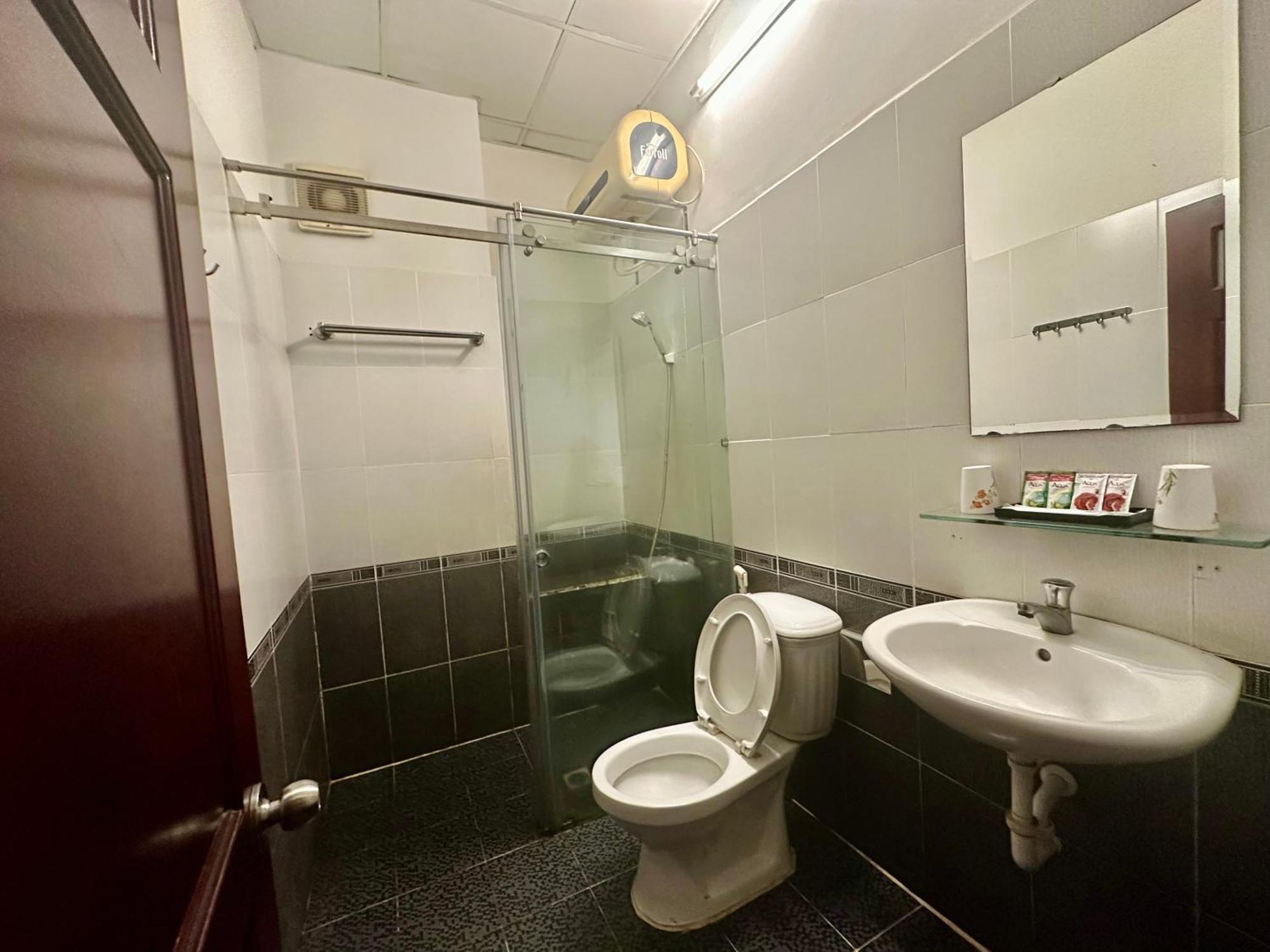 Ngoc Hoa Mai Hotel Ho Chi Minh-stad Buitenkant foto